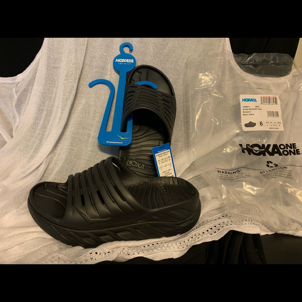 Hoka. One One Recovery Slide Ora Wm Sz 6 New